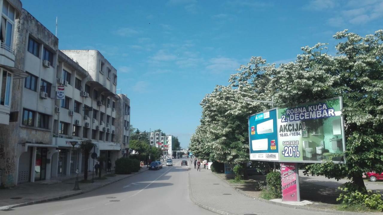 Apartment Nina Bar Luaran gambar